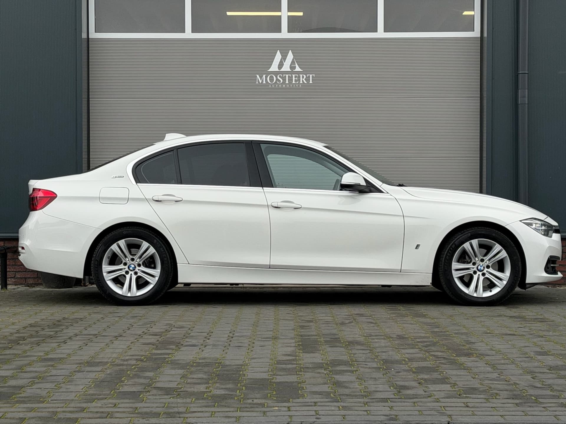 Auto afbeelding - View 2