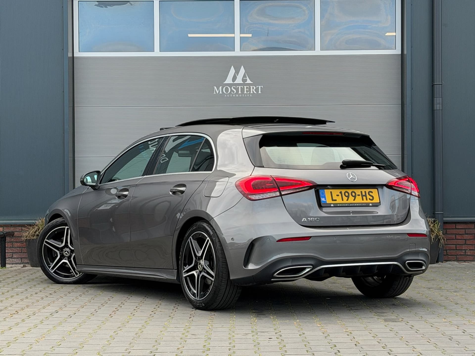 Auto afbeelding - View 4