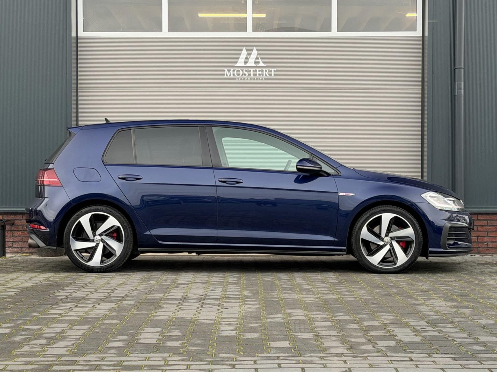 Auto afbeelding - View 2