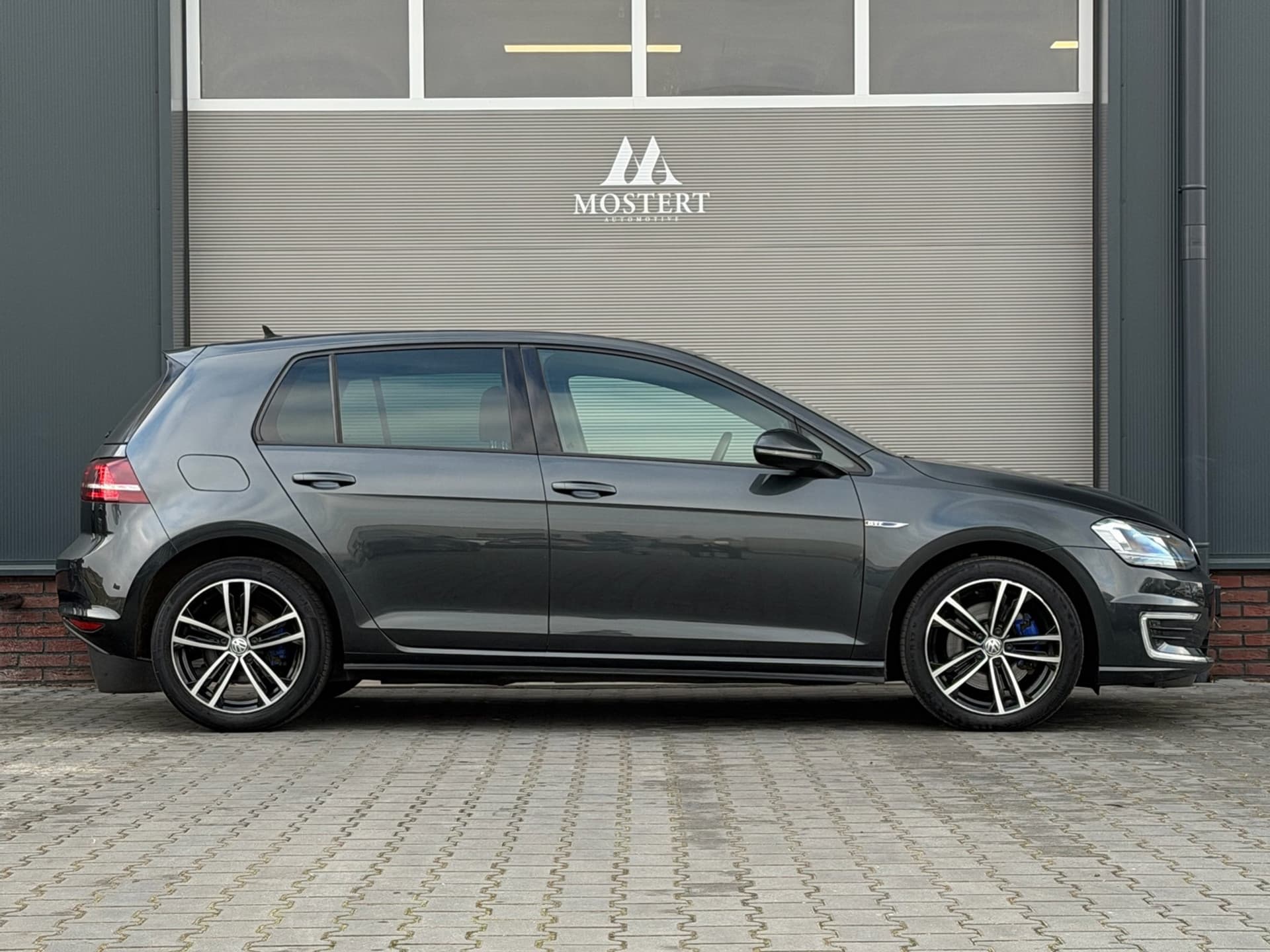 Auto afbeelding - View 2