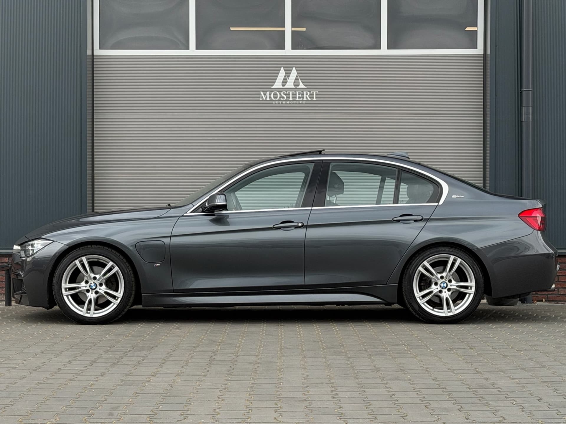 Auto afbeelding - View 3