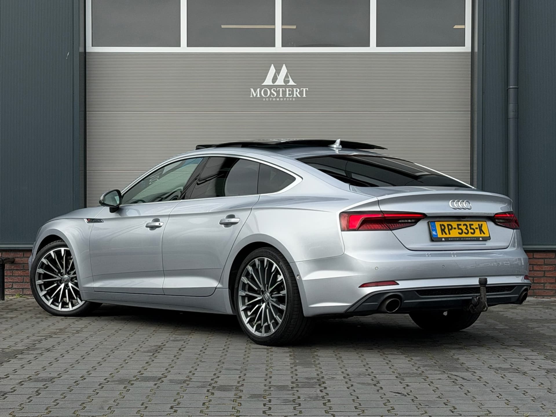Auto afbeelding - View 4