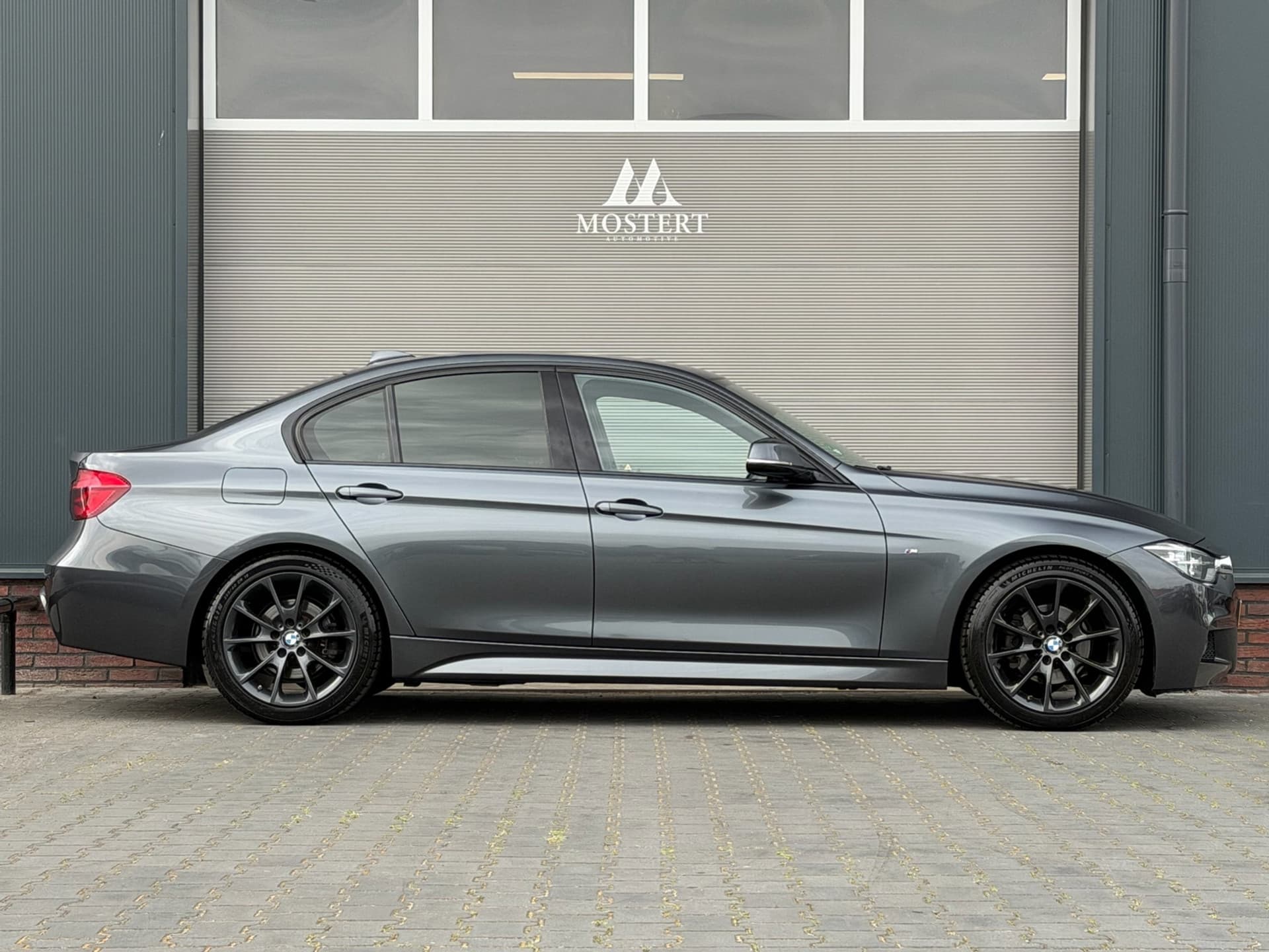 Auto afbeelding - View 2