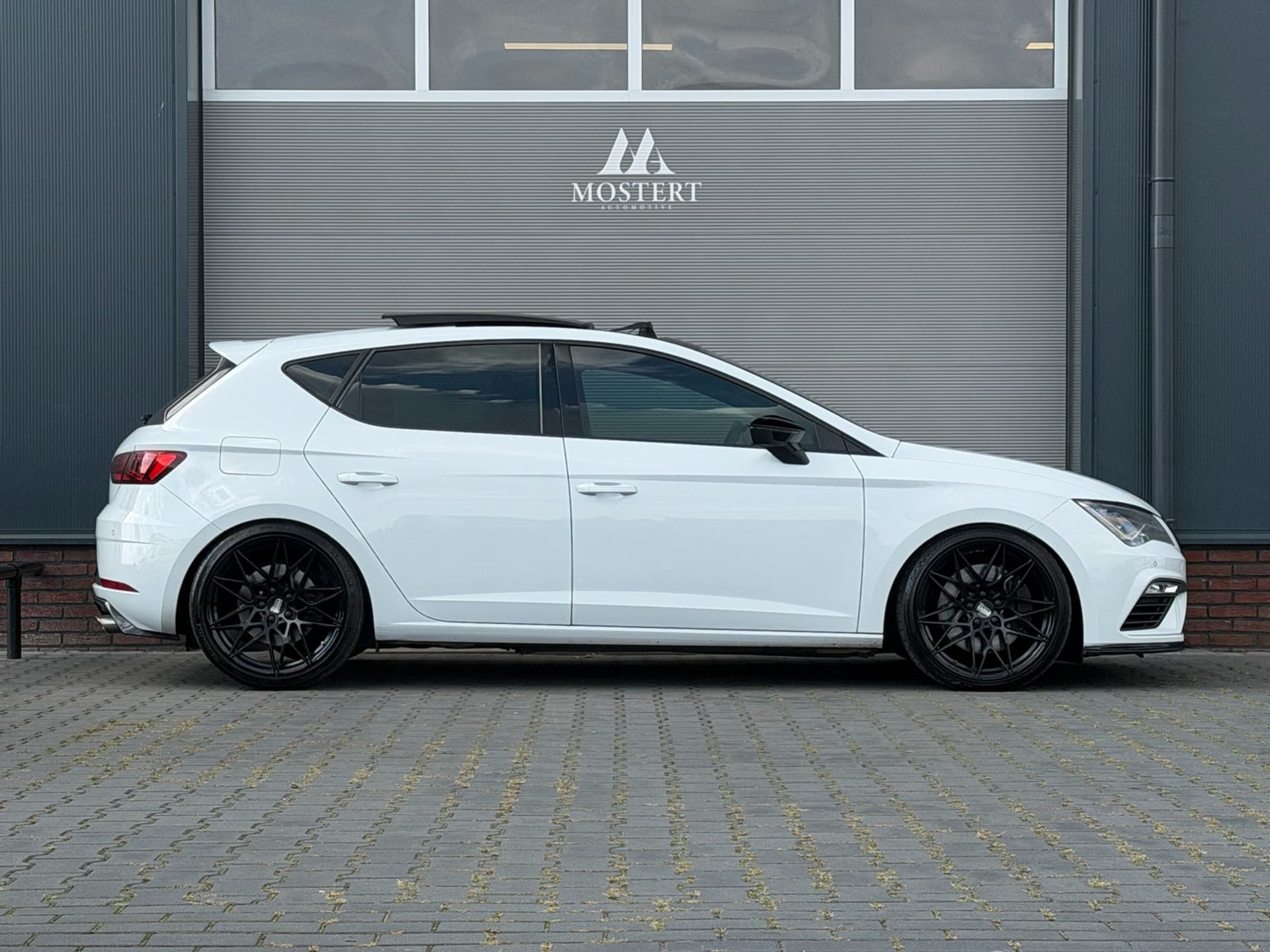 Auto afbeelding - View 2