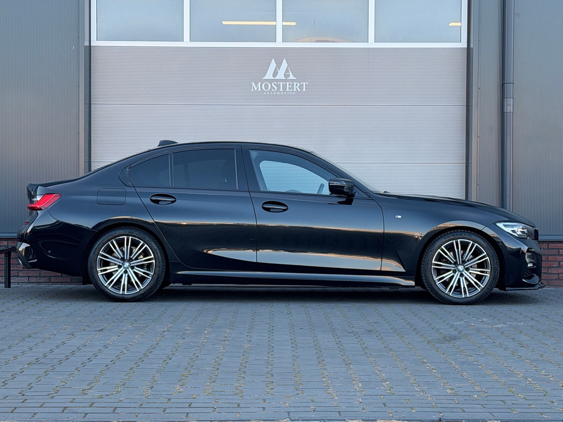 Auto afbeelding - View 2