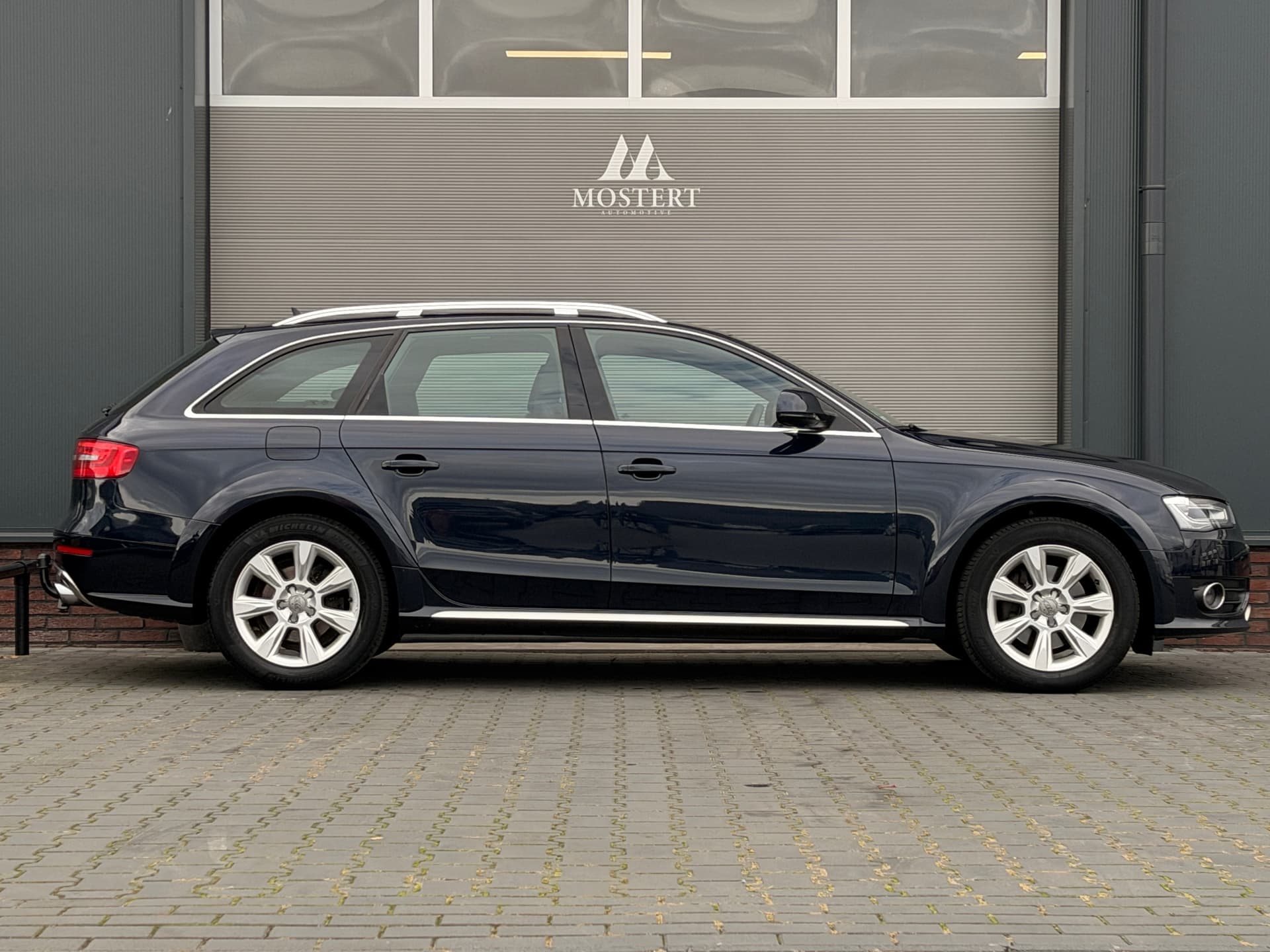 Auto afbeelding - View 2