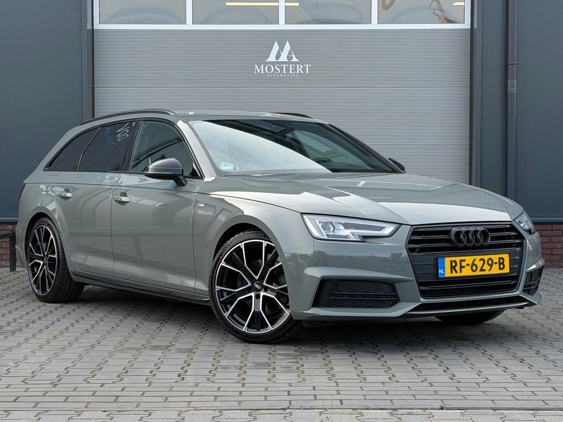 Audi A4 Avant - 2017