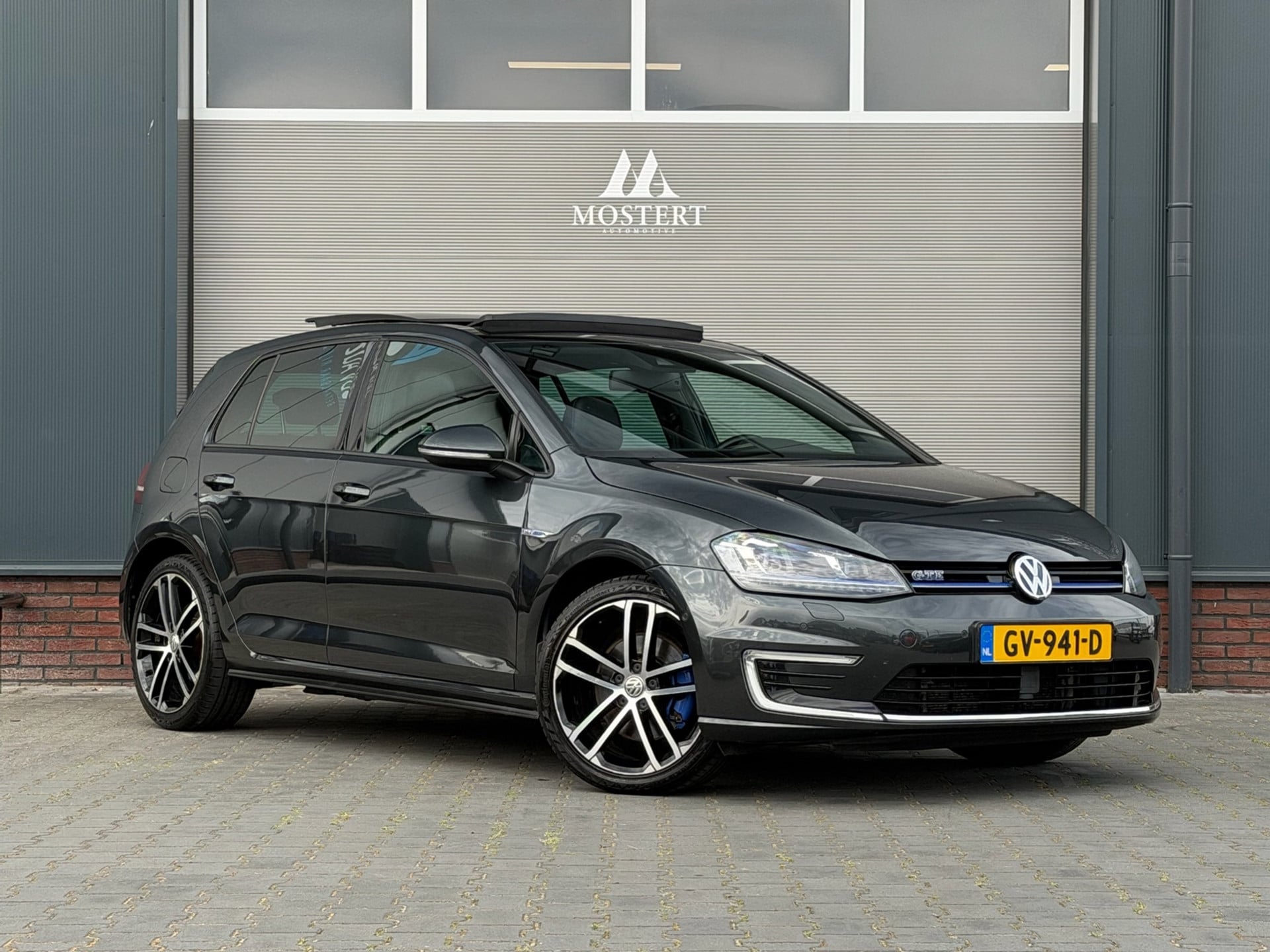 Volkswagen Golf - 2015