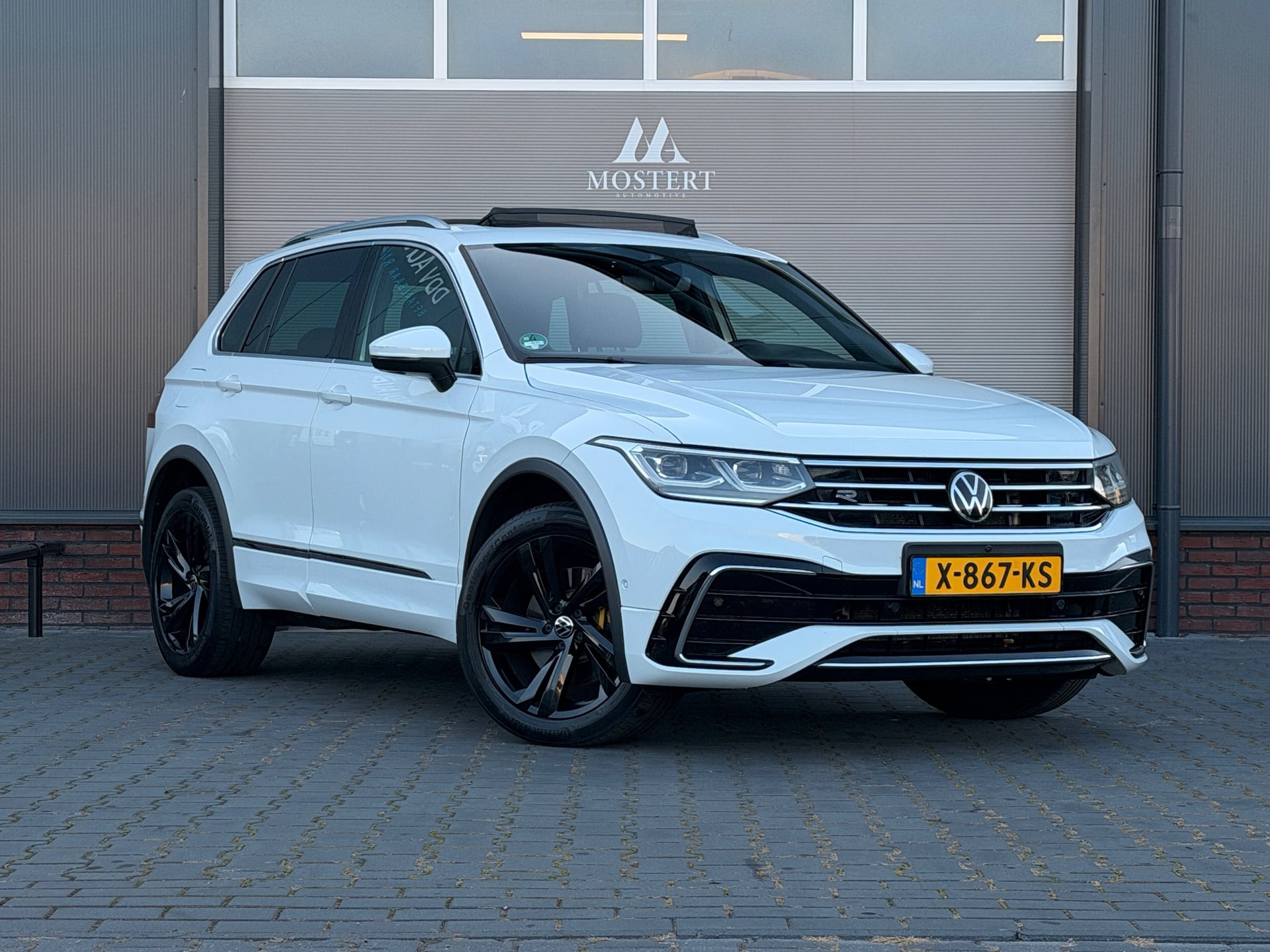 Volkswagen Tiguan - 2022