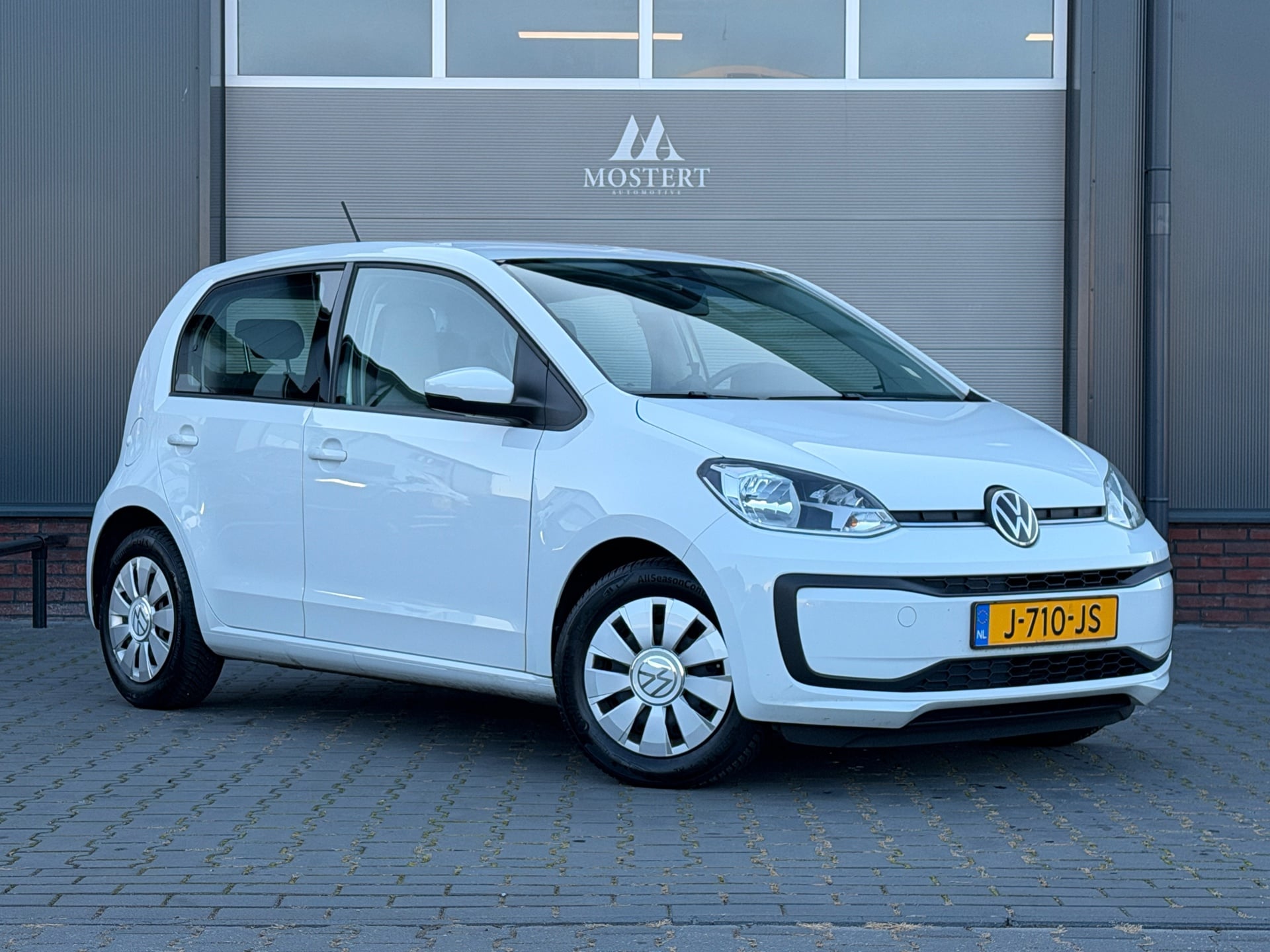 Volkswagen Up! - 2020