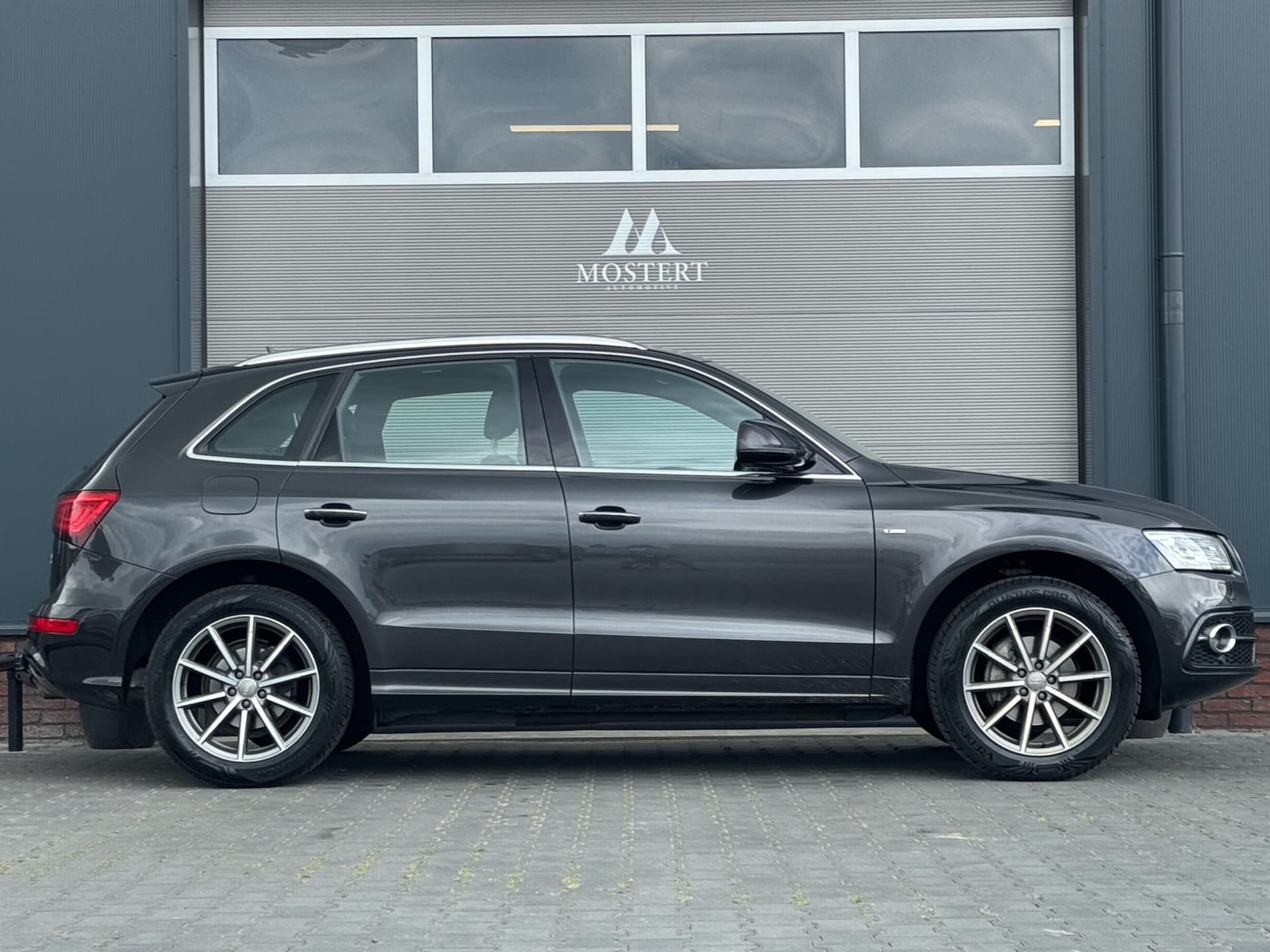 Auto afbeelding - View 2
