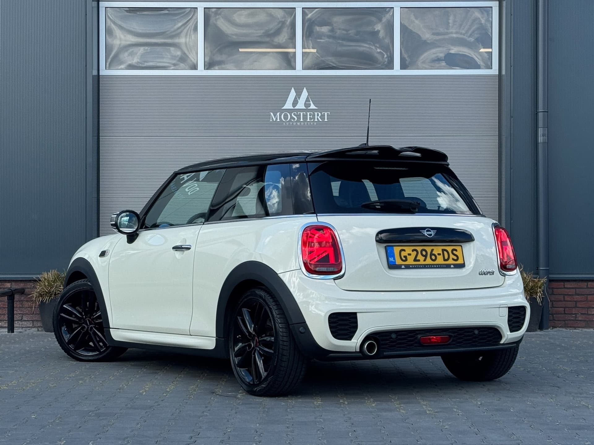 Auto afbeelding - View 4