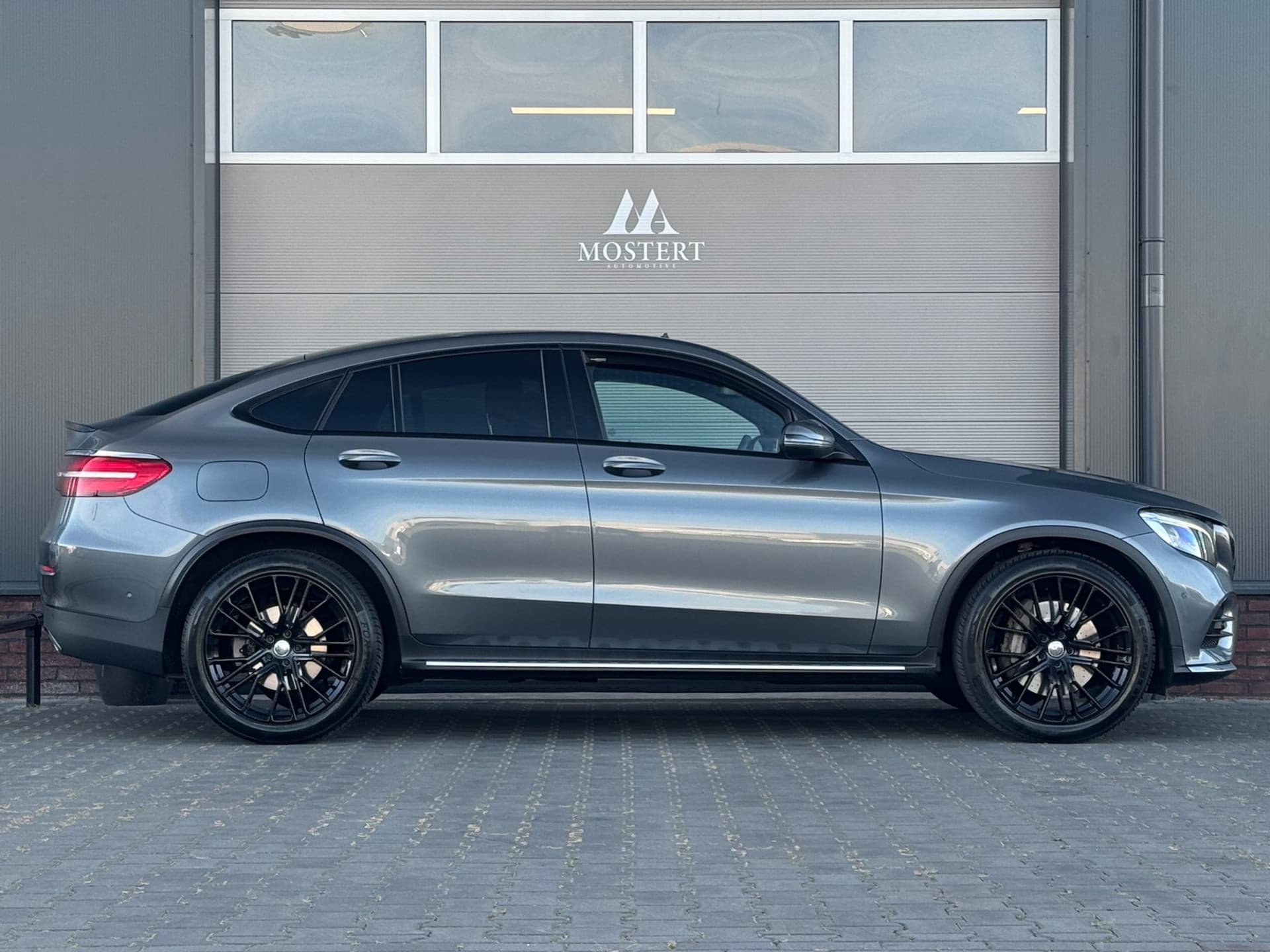 Auto afbeelding - View 2