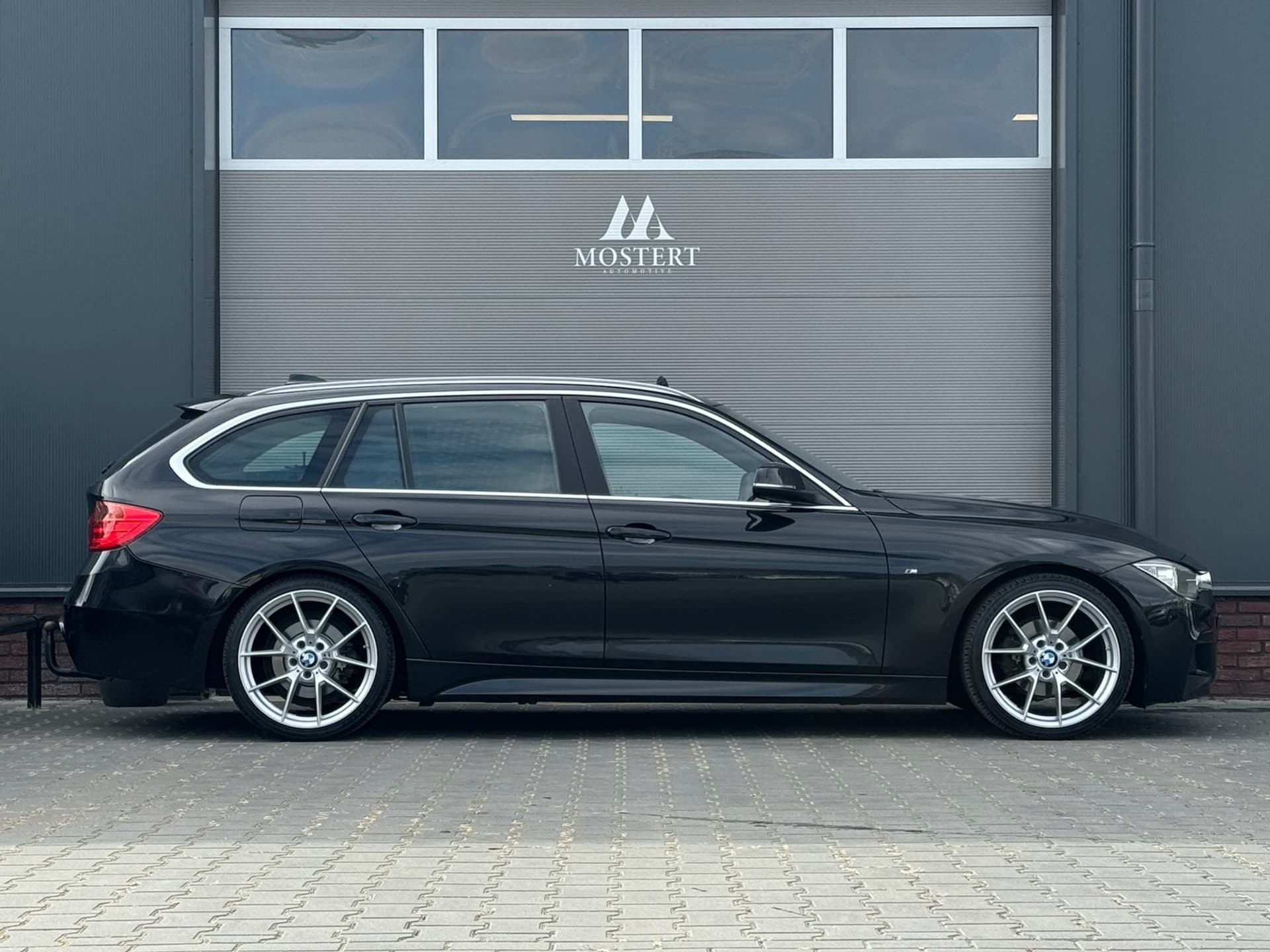 Auto afbeelding - View 2