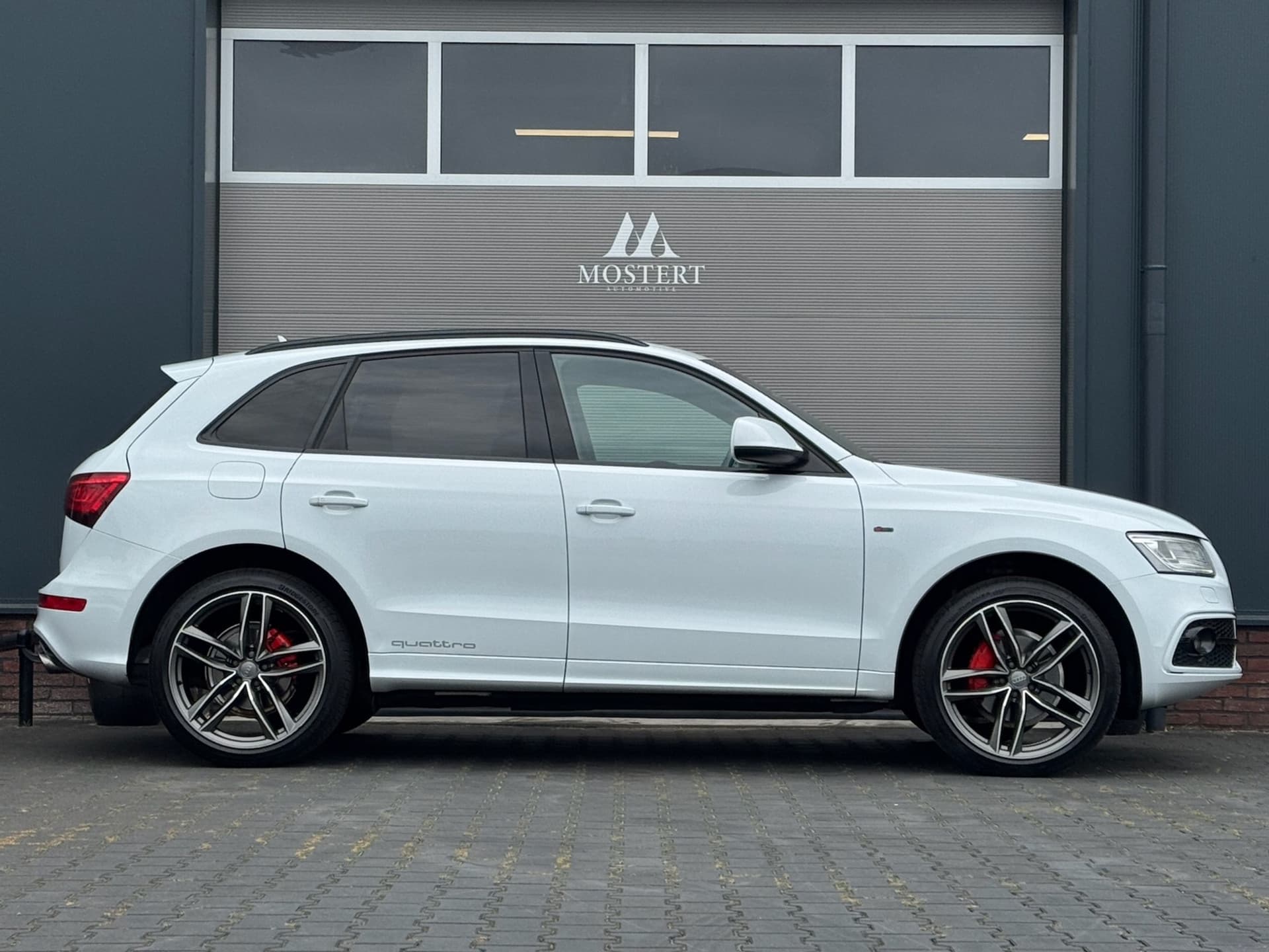 Auto afbeelding - View 2