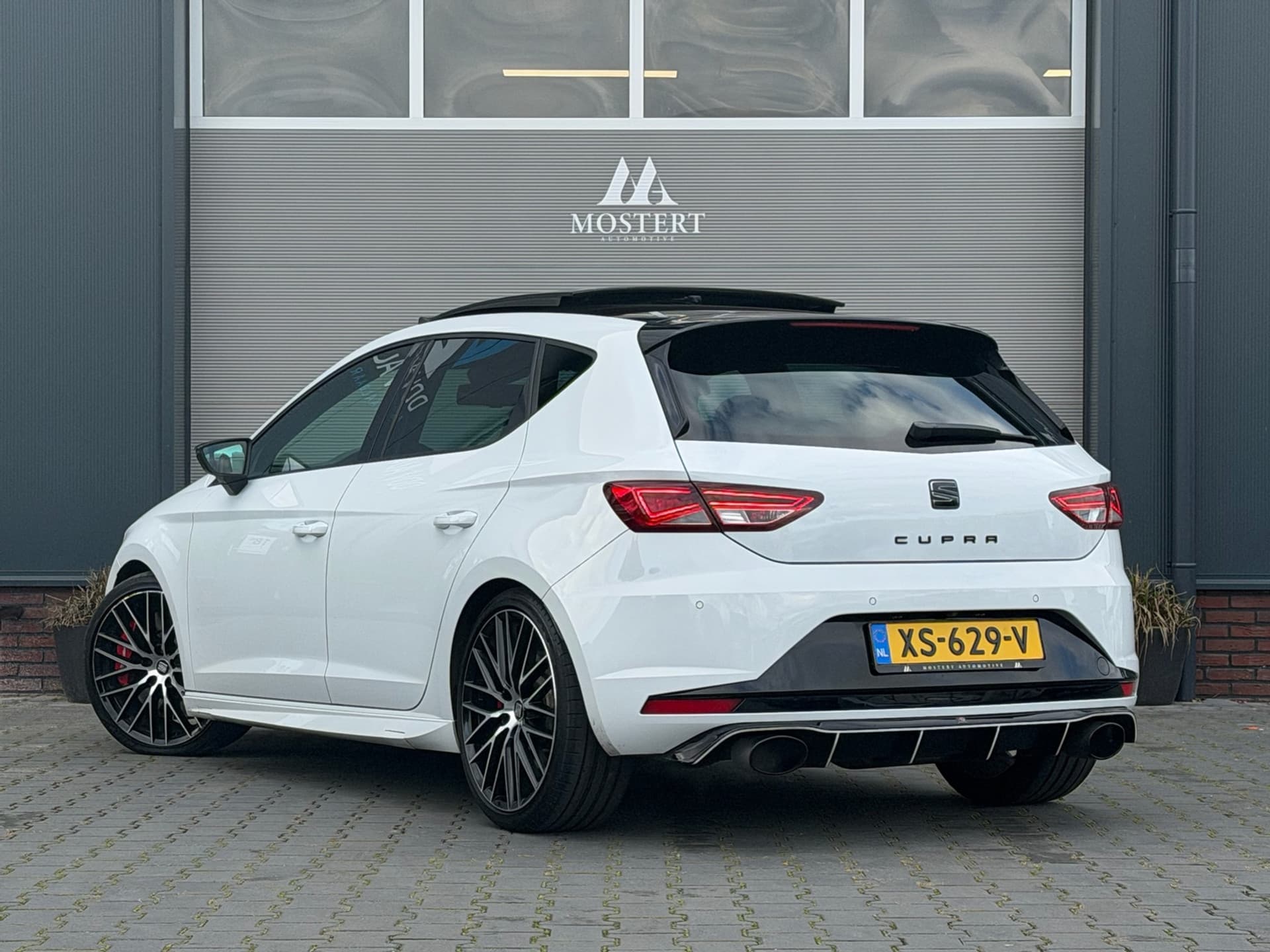 Auto afbeelding - View 4