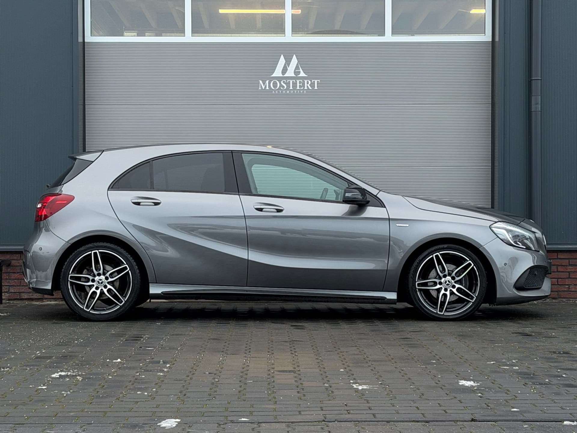 Auto afbeelding - View 2