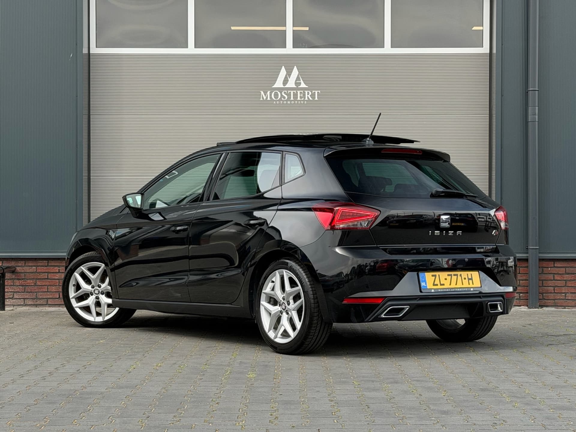 Auto afbeelding - View 4