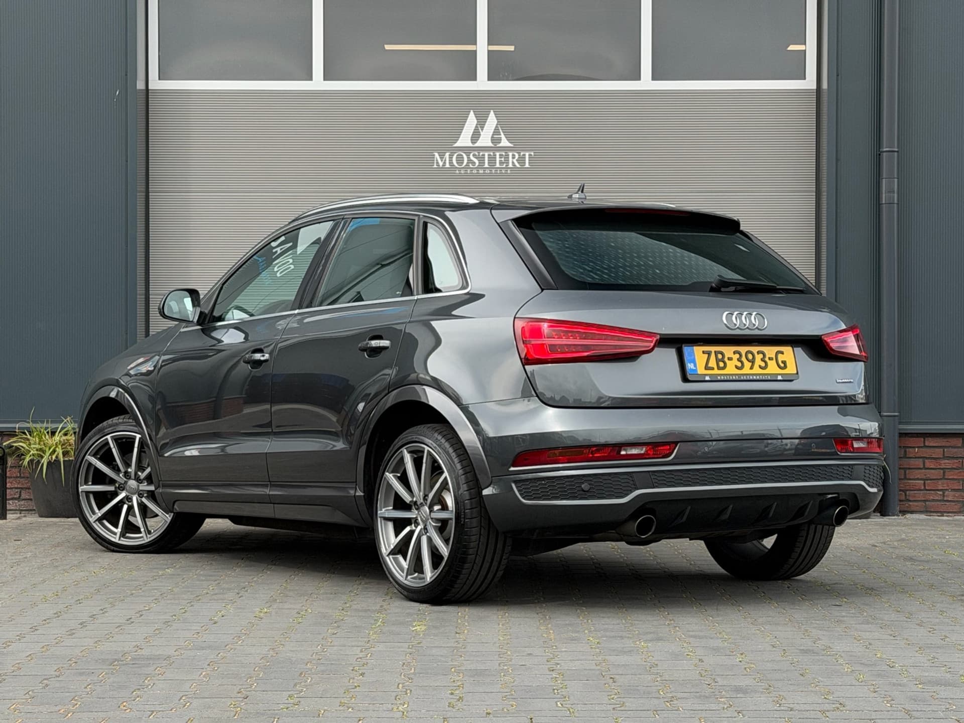 Auto afbeelding - View 4