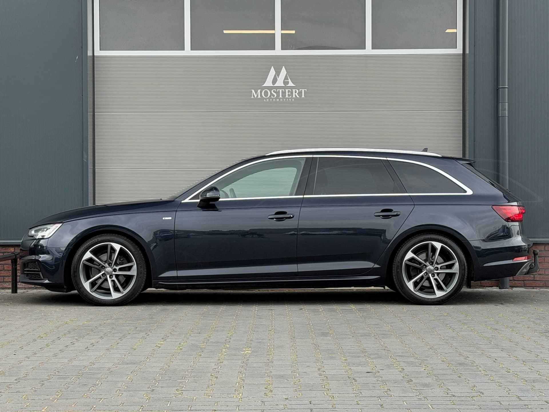 Auto afbeelding - View 3