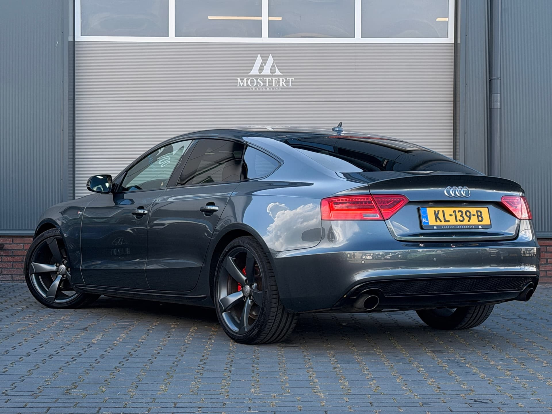 Auto afbeelding - View 4